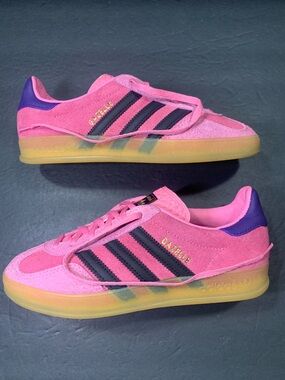 Adidas Gazelle Women’s Pink Black Blue Suede Sneakers Shoe Size- 7.5
